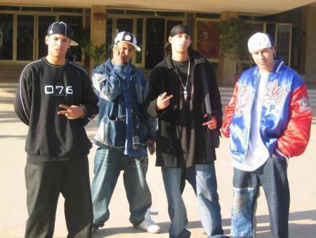 les 4 men marrakchi       looke in the  right   wwaw